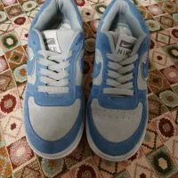 کفش نو تمیز یه بار پوشیده شده