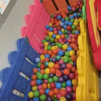 استخر توپ کودک