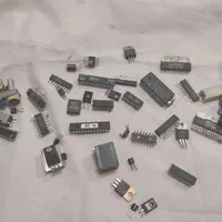 تعدای قطعات الکترونیکی