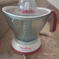 آبمیوه گیری برقی