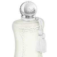 عطر والایا