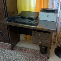 میز تحریر همراه با صندلی