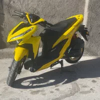 کلیک 1403 بسیار تمیز ۱/۰۰۰ تا کار