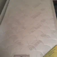 تخت خواب نو جوان سالم