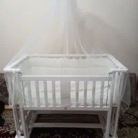 تخت وگهواره نوزاد|تخت و صندلی بچه|خرمشهر, |دیوار