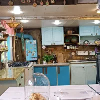 کار در کافه