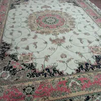 فرش‌دوازده‌متری سالم در حد نو