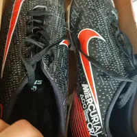 کفش استوک چمن فوتبال حرفه ای