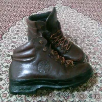 پوتین چرم اصل یخشکن محکم کوهنوردی