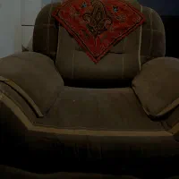 فروش فوری مبل راحتی محکم  کمبود جا قیمت توافقی