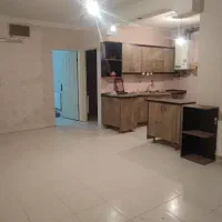 آپارتمان حیاط اختصاصی