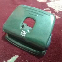 سوراخ کن کاغذ