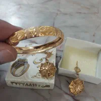 طلا. النگو. گوشواره