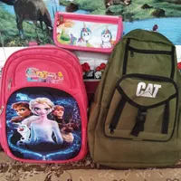 کوله. جامدادی کیف هر سه تا نونو بدونه استفاده