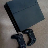دستگاهps4فول بازی با جعبه و کابل برق