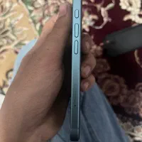 آیفون ۱۶ سبز