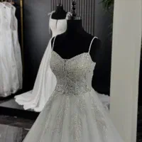 فروش ۱۰ دست لباس عروس تمیز فقط ۱ و ۲ میلیونی