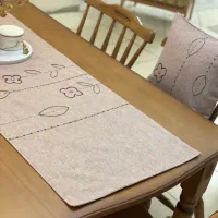 رانر و کوسن گلدوزی شده