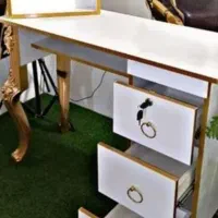 میز ناخن