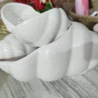 کاسه حلزون به همراه ۵ عدد پیاله ست فقط ۶۵۰