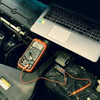خدمات برق و تنظیم موتوری سیار