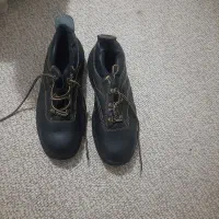 یک جفت کفش کار