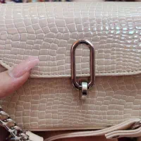 کیف نو و تعدادی لباس