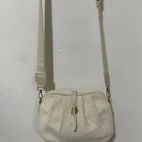 کیف کنفی|کیف، کفش، کمربند|قم, باغ شازده|دیوار