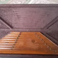 سنتور حمید موسوی با دست نوشته استاد موسوی(باران)