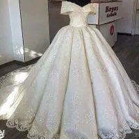 لباس عروس شاین دنباله دار