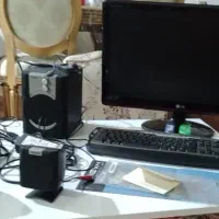 مانیتور. توضیحات رو بخونید.