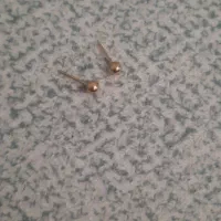 گوشواره میخی گوی طلا|جواهرات|ارومیه, |دیوار