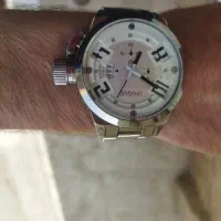 ساعت خوشگل به قیمت