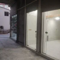 اجاره یک واحد مغازه ۲۵ متر نو ساز سرامیک با بالکن