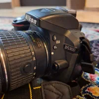 دوربین نیکون ۵۳۰۰ بسیار تمیز