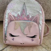 کوله و صندل دخترانه در حد نو|کفش و لباس بچه|پرند, فاز ۱|دیوار