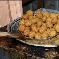 نیاز به همکار برای مغازه فست فود