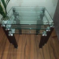 میز عسلی شیشهای