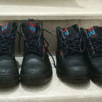 کفش ایمنی|کیف، کفش، کمربند|گنبد کاووس, |دیوار