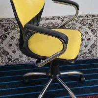 صندلی اداری کاملا نوی نو