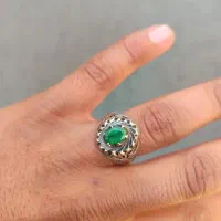 انگشتر زمرد