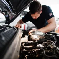 مکانیک سیار ایرانی خارجی 24ساعته