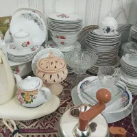 مقداری وسایل خانه یکجا|ظروف سرو و پذیرایی|بروجرد, |دیوار