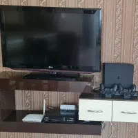 میز تی وی دیواری