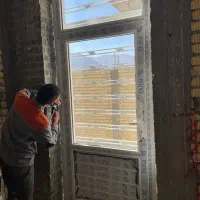 درب و پنجره دوجداره و آهنی و درب کرکره برقی|مصالح و تجهیزات ساختمان|اقلید, |دیوار