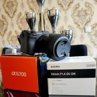 دوربین سونی الفا a6700 با لنز sigma 23 f 1.4