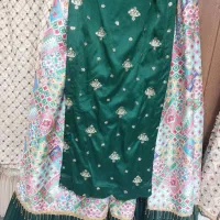 تعدادی لباس محلی در حد نو|لباس|نورآباد ممسنی, |دیوار