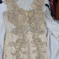 لباس مجلسی|لباس|مشهد, کارمندان دوم|دیوار