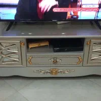 میز تلویزیون خیلی تمیز