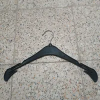 ‌آویز لباس